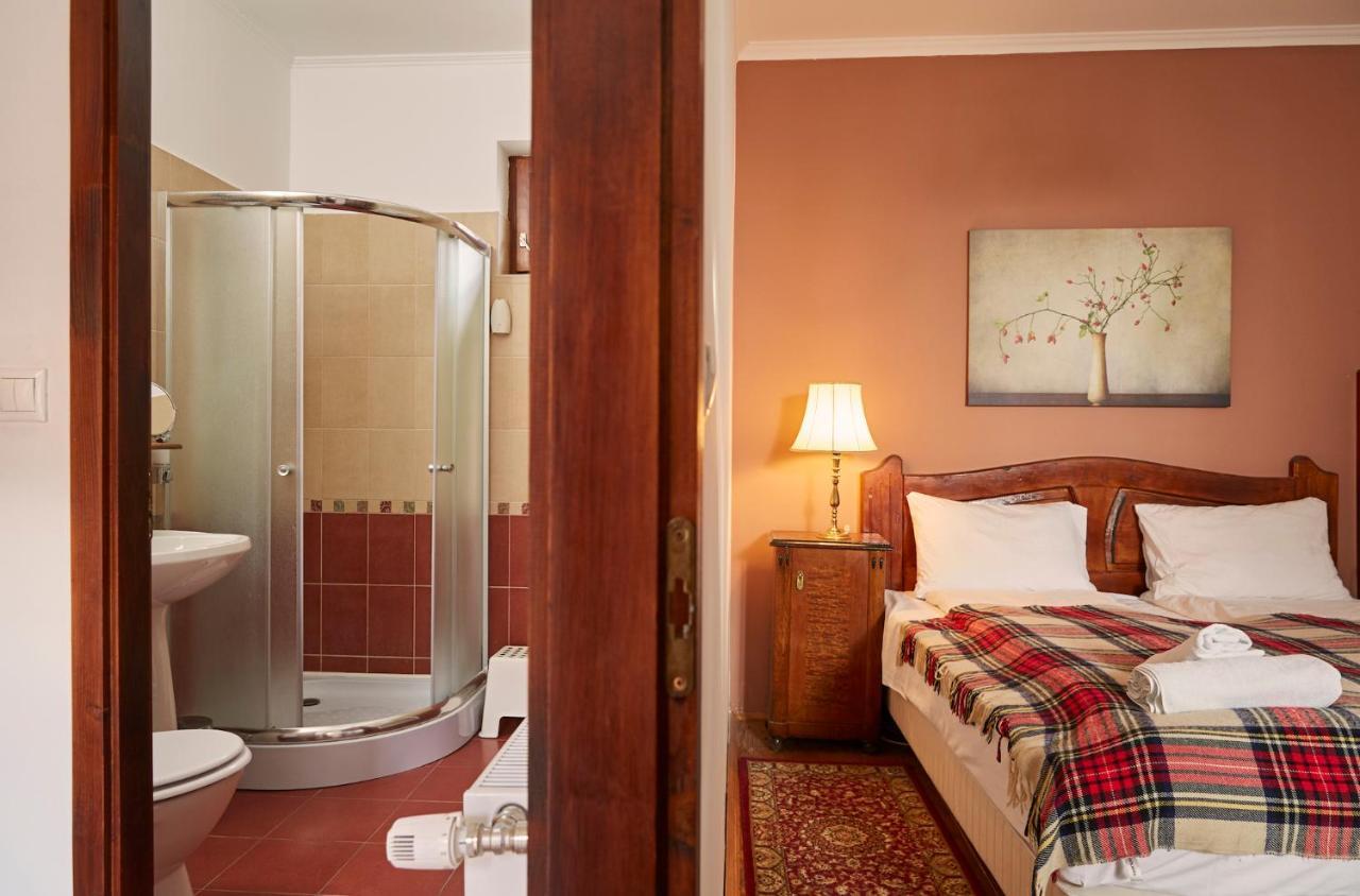 Preselo Pinceszet Es Vendeghaz Bed & Breakfast Erdobenye Exterior photo
